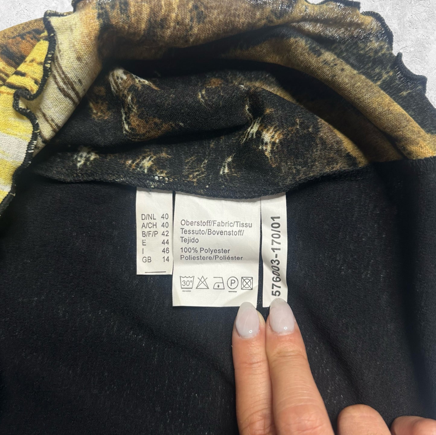 Avitano Sportive Line Renaissance Woman Mesh Long Sleeve Top